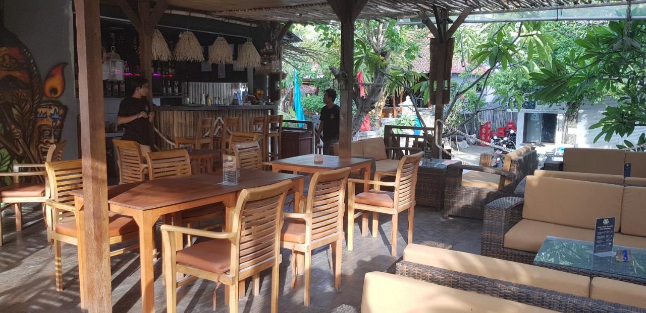 Tiki Bar And More レンボンガン島 エクステリア 写真